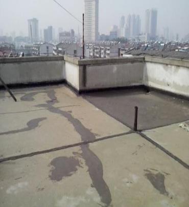 甘南漏水维修 楼顶漏水是什么原因，楼顶漏水维修方法是什么?